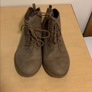 Gently worn tan booties!